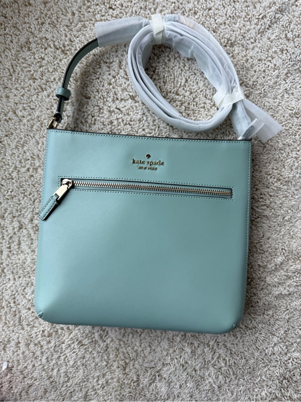 kate spade on purpose large swingpack Leather Crossbody with Gold Hardware - New